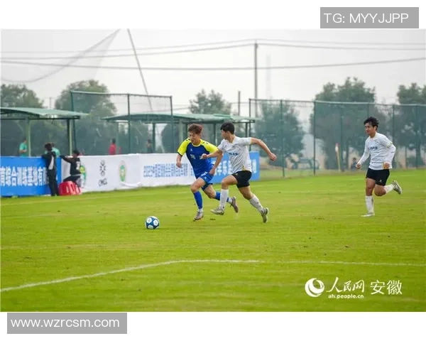 足球巨星对决 谁能称霸绿茵场 谁才是当今最强球员